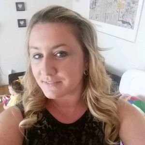 Meet your Posher, Whitney